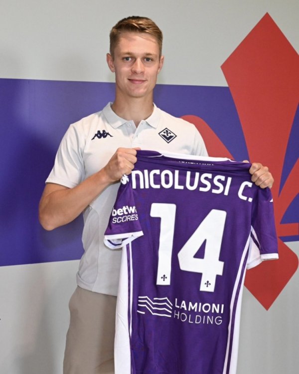 Chính thức: Fiorentina Loan + Điều kiện bị buộc phải mua lại để giới thiệu Cavilla, người chơi mặc s