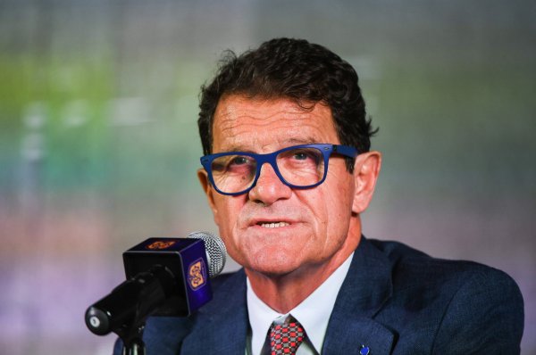 Capello: Milan rất tích cực trong cuộc tấn công nhưng đấu tranh khi trở lại phòng thủ, và tiền vệ th